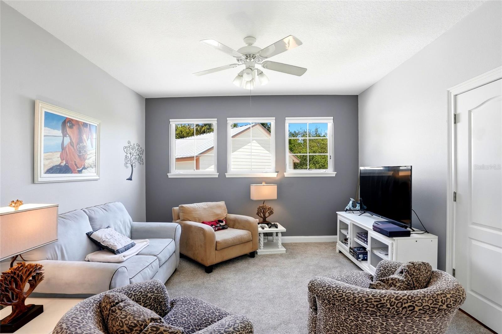 Image 23 of 100 For 13227 110th Avenue