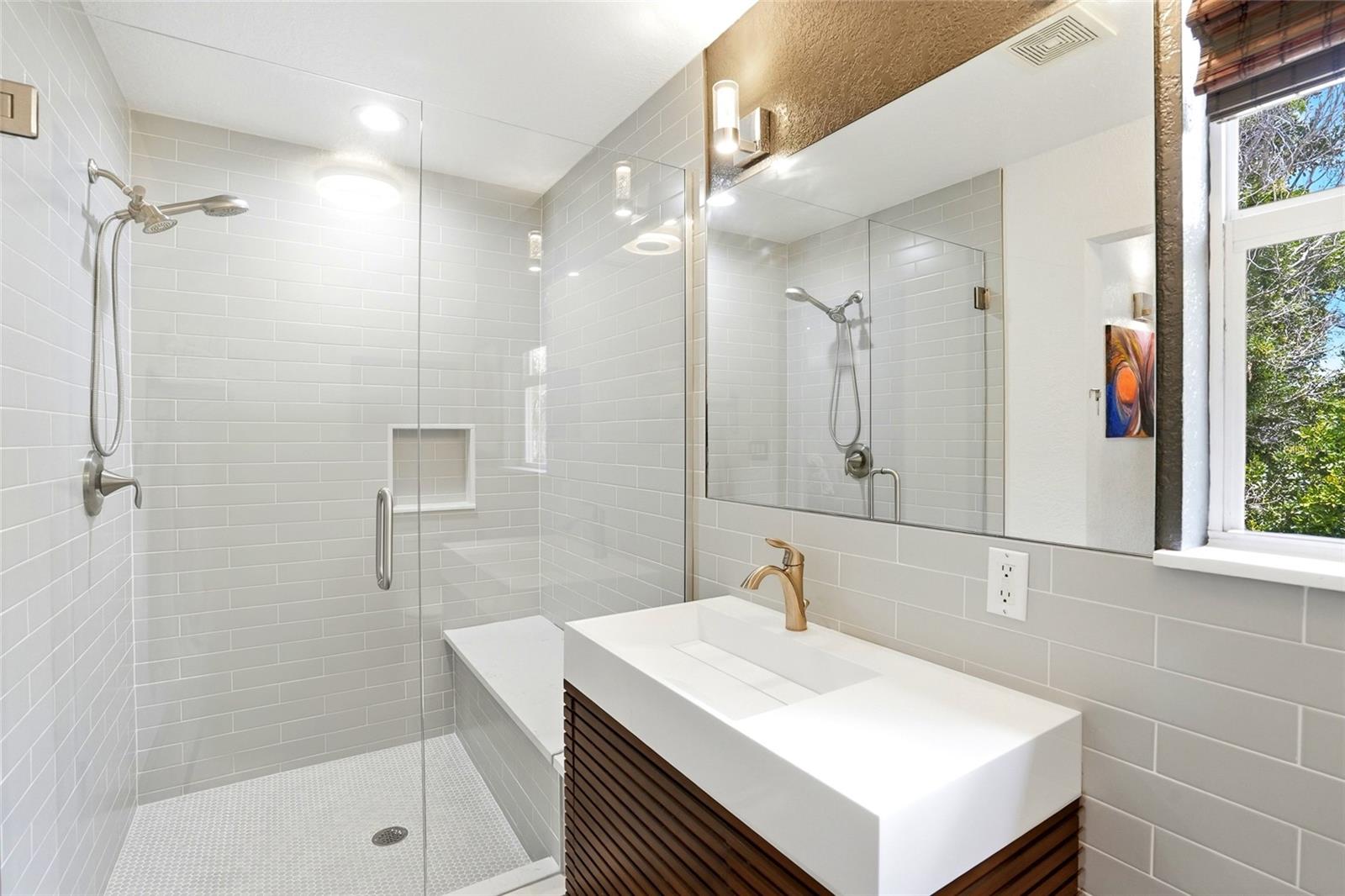 Image 37 of 100 For 13227 110th Avenue