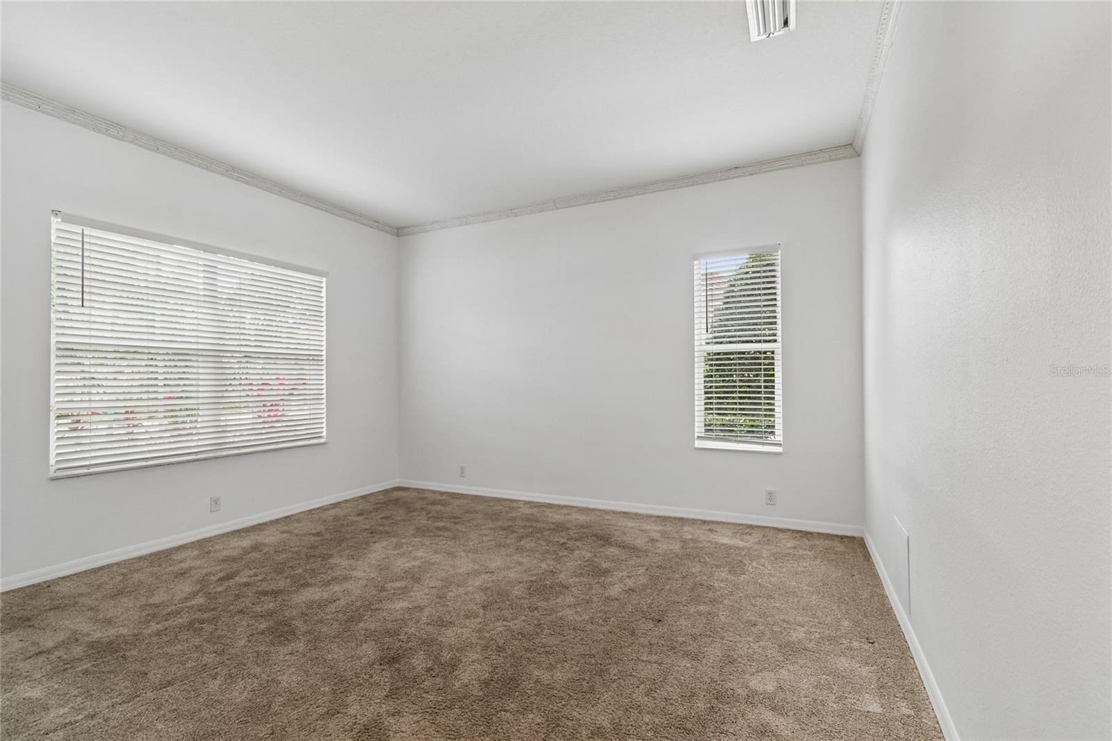 Image 2 of 19 For 2204 Elizabeth Way