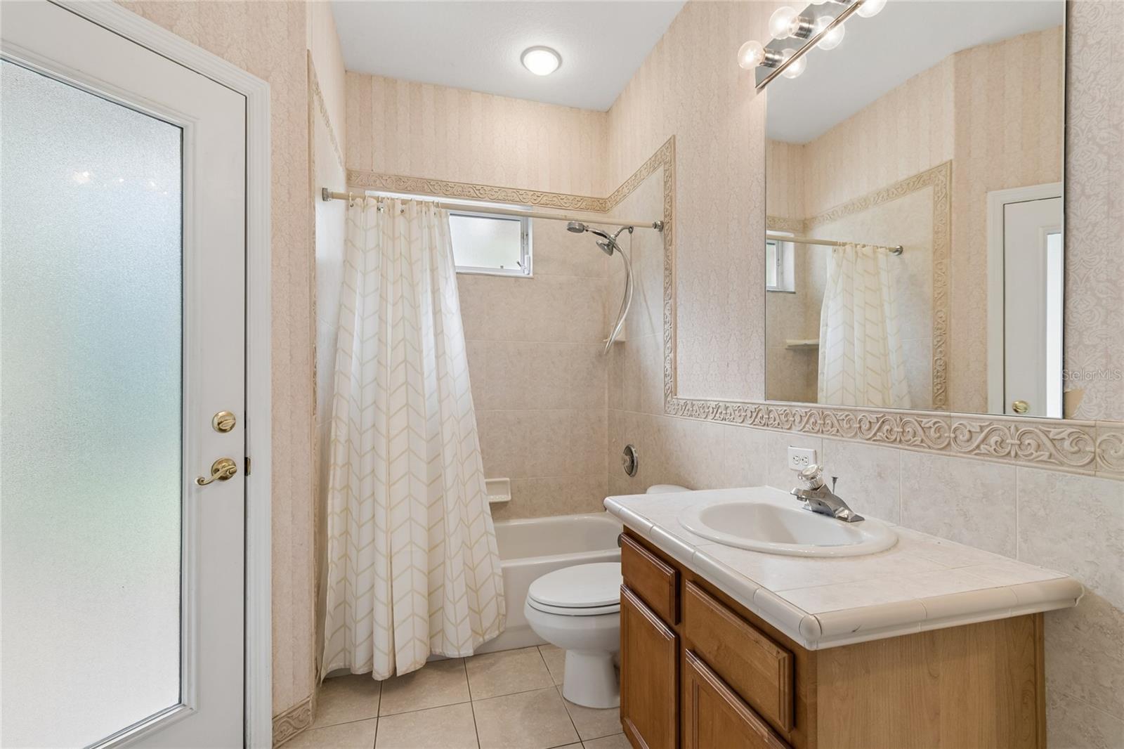 Image 9 of 19 For 2204 Elizabeth Way