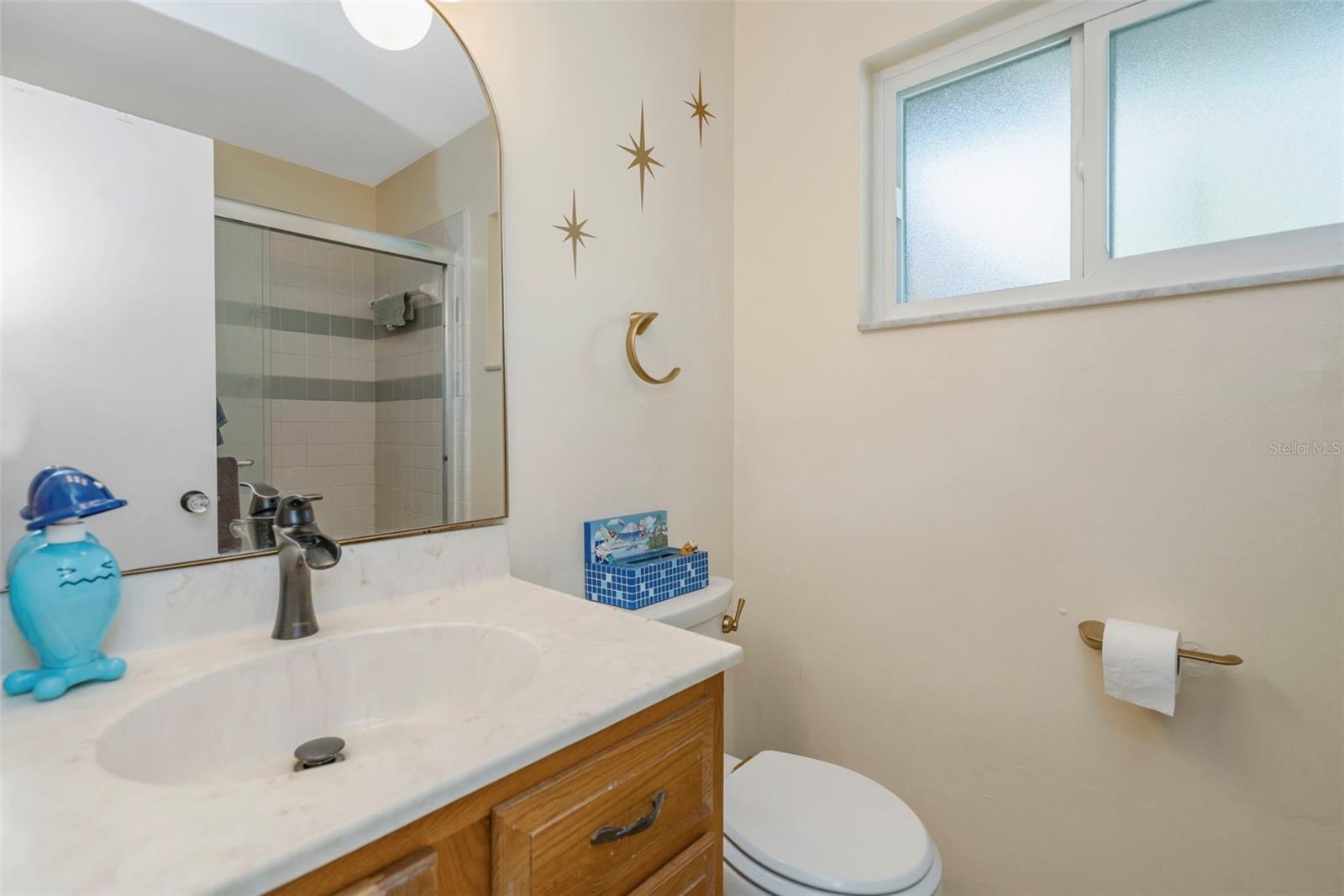 Image 10 of 25 For 302 Limona Road