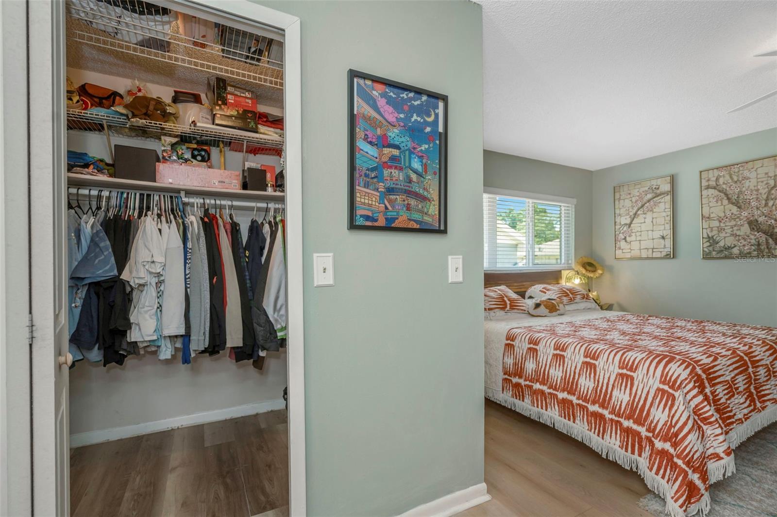 Image 11 of 25 For 302 Limona Road