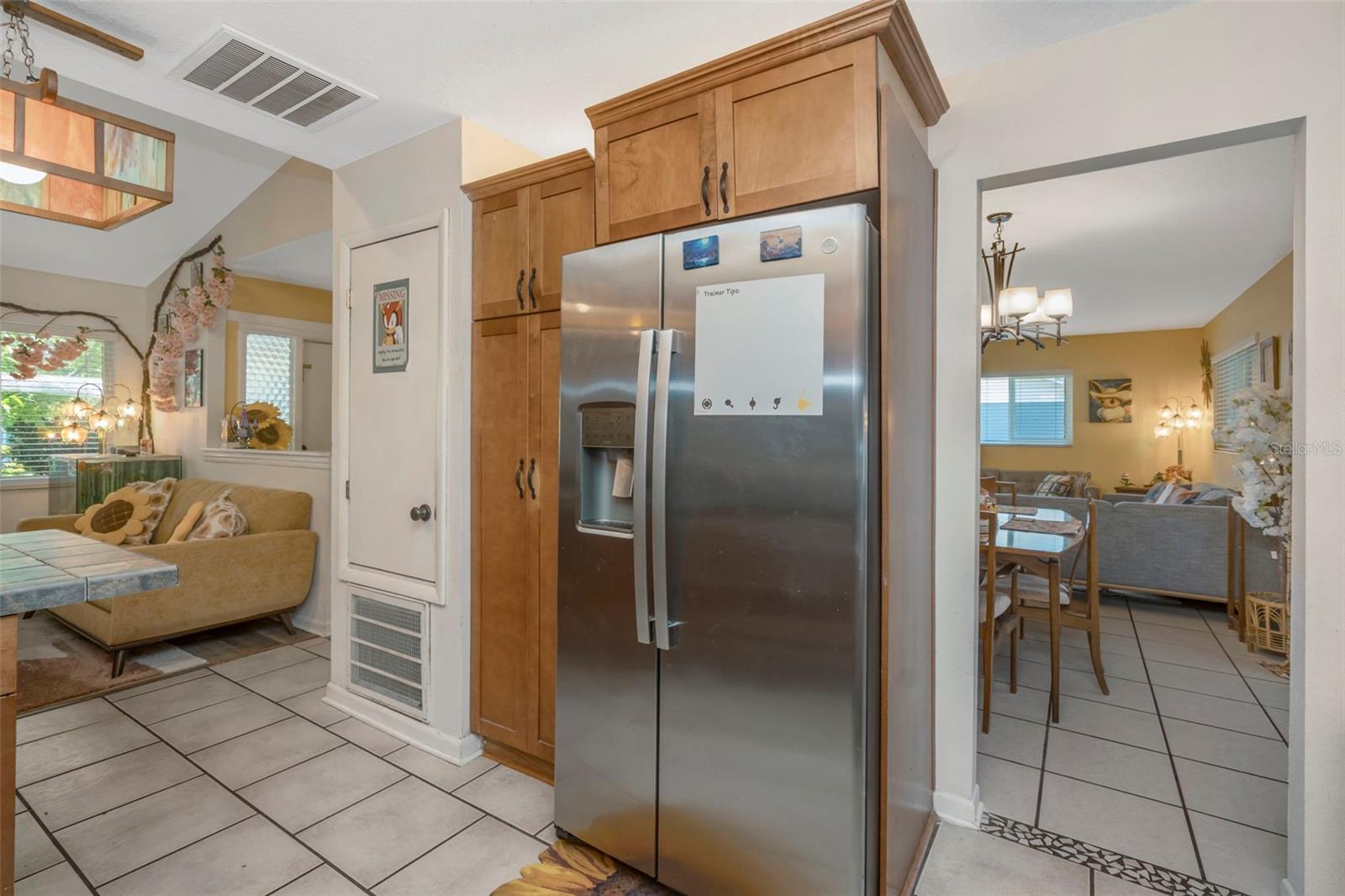 Image 4 of 25 For 302 Limona Road