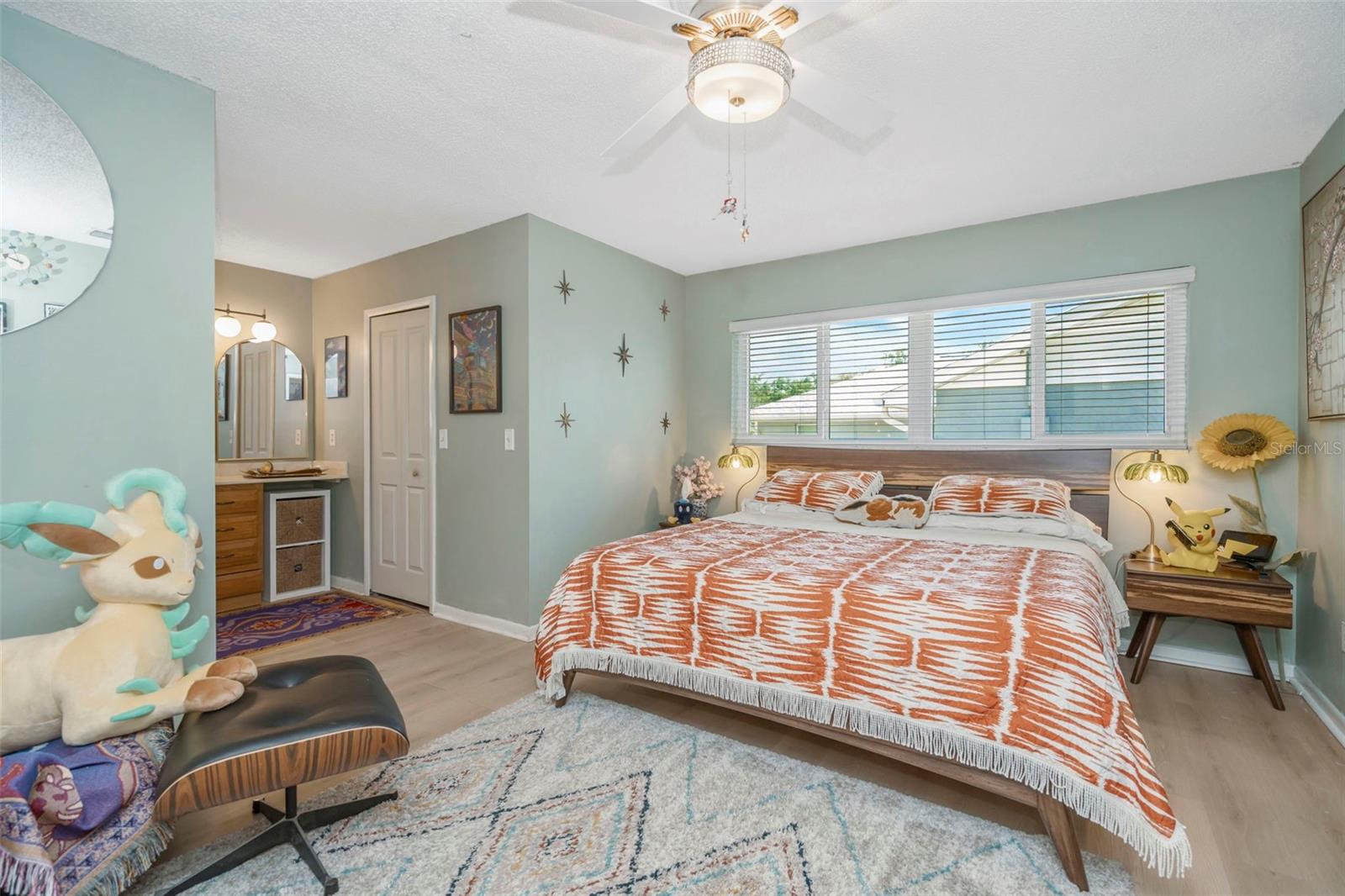 Image 8 of 25 For 302 Limona Road