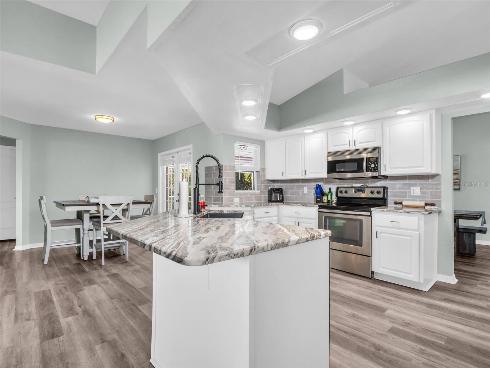 Image 14 of 55 For 13635 Muffin Court