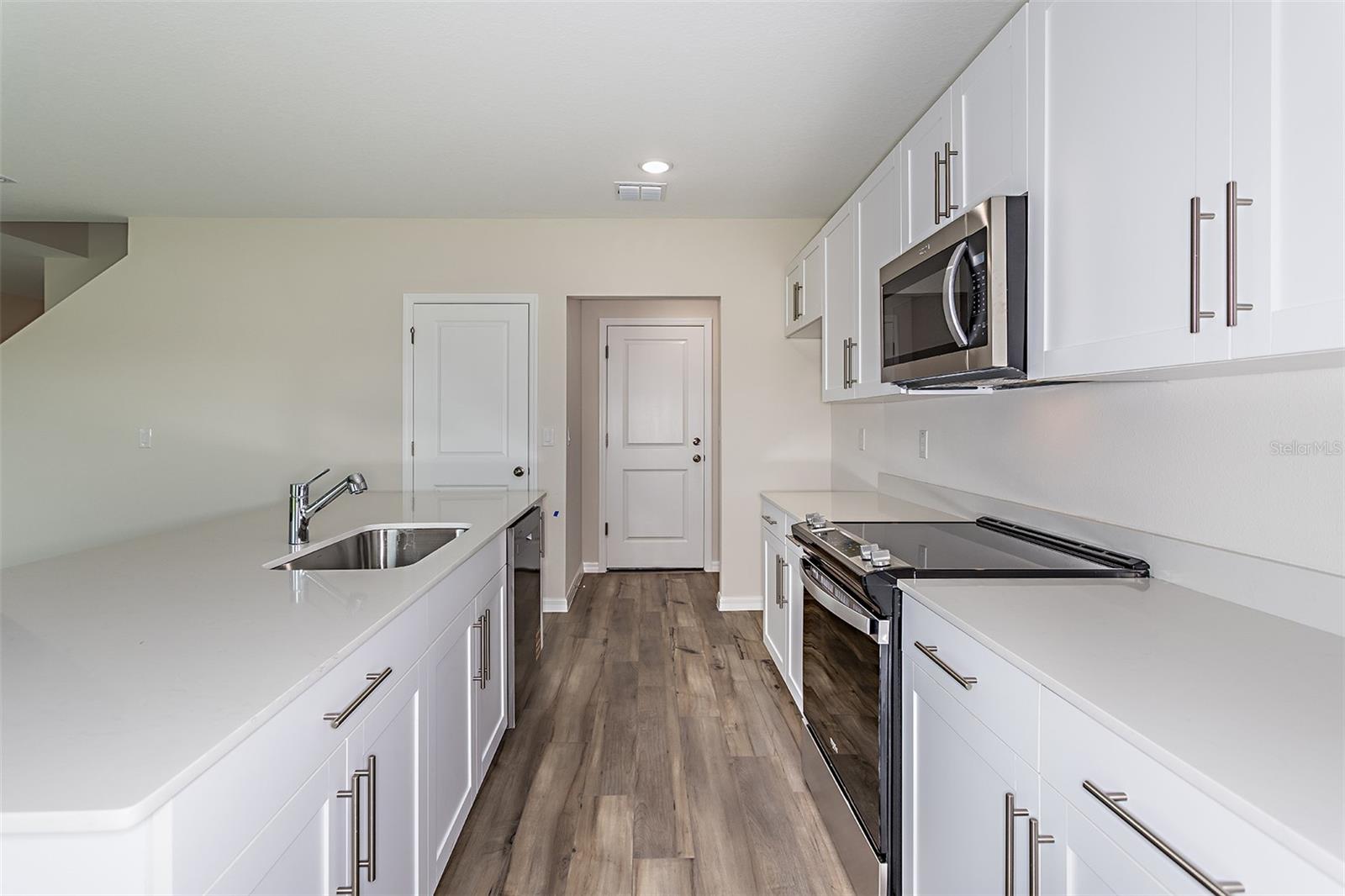 Image 2 of 24 For 1756 Vanilla Street