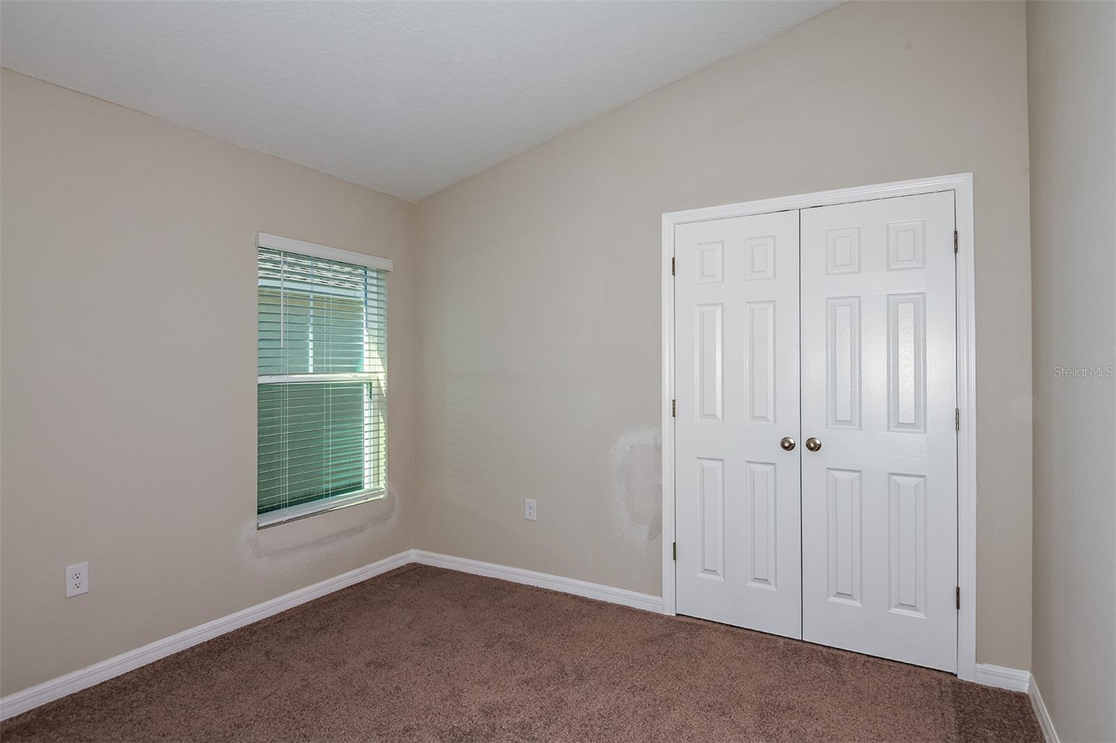 Image 13 of 21 For 4453 Riverbend Boulevard