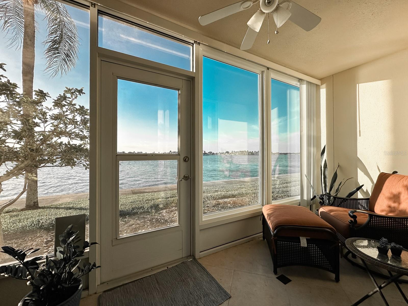 Image 2 of 37 For 7920 Sun Island Drive S 102