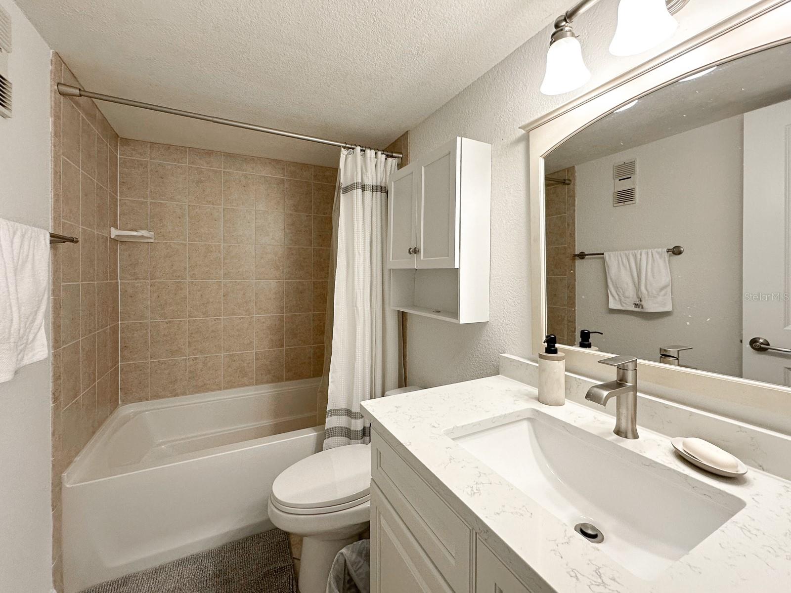 Image 24 of 37 For 7920 Sun Island Drive S 102