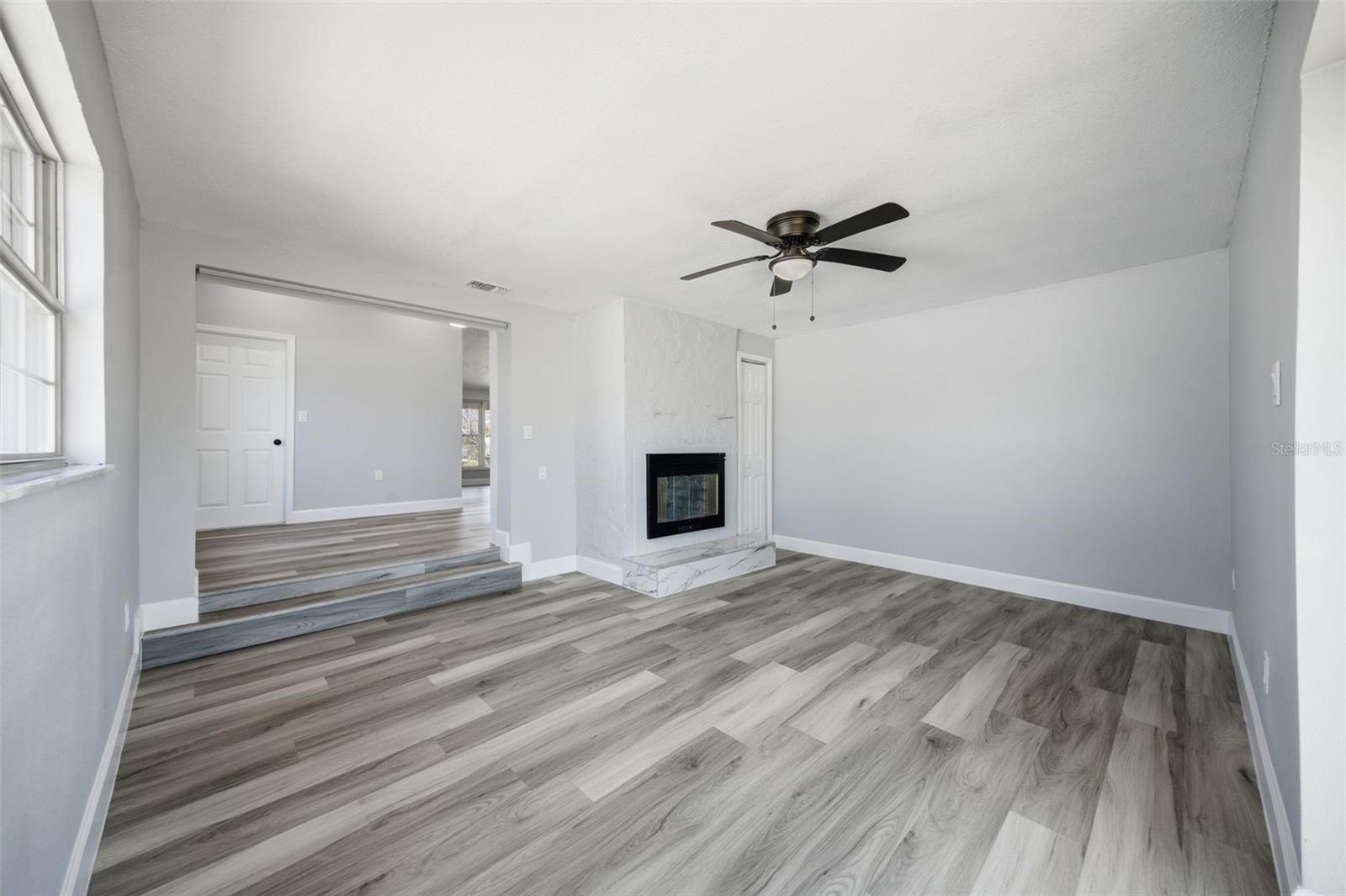 Image 16 of 27 For 13615 Garris Drive