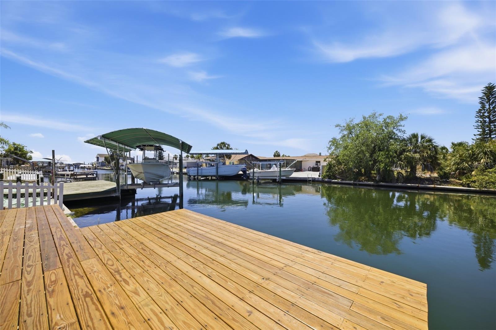 Image 19 of 27 For 13615 Garris Drive