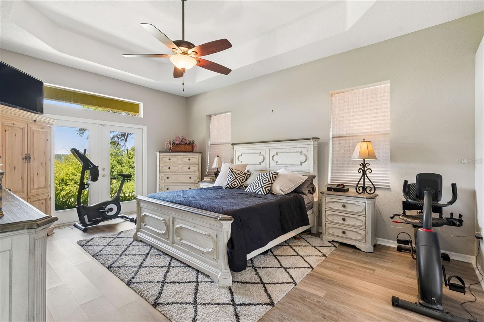 Image 14 of 54 For 22535 Skyview Circle