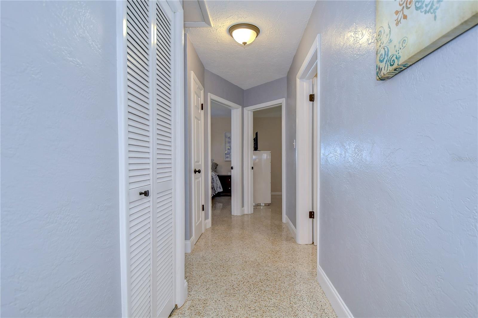 Image 23 of 48 For 5635 24th Avenue N