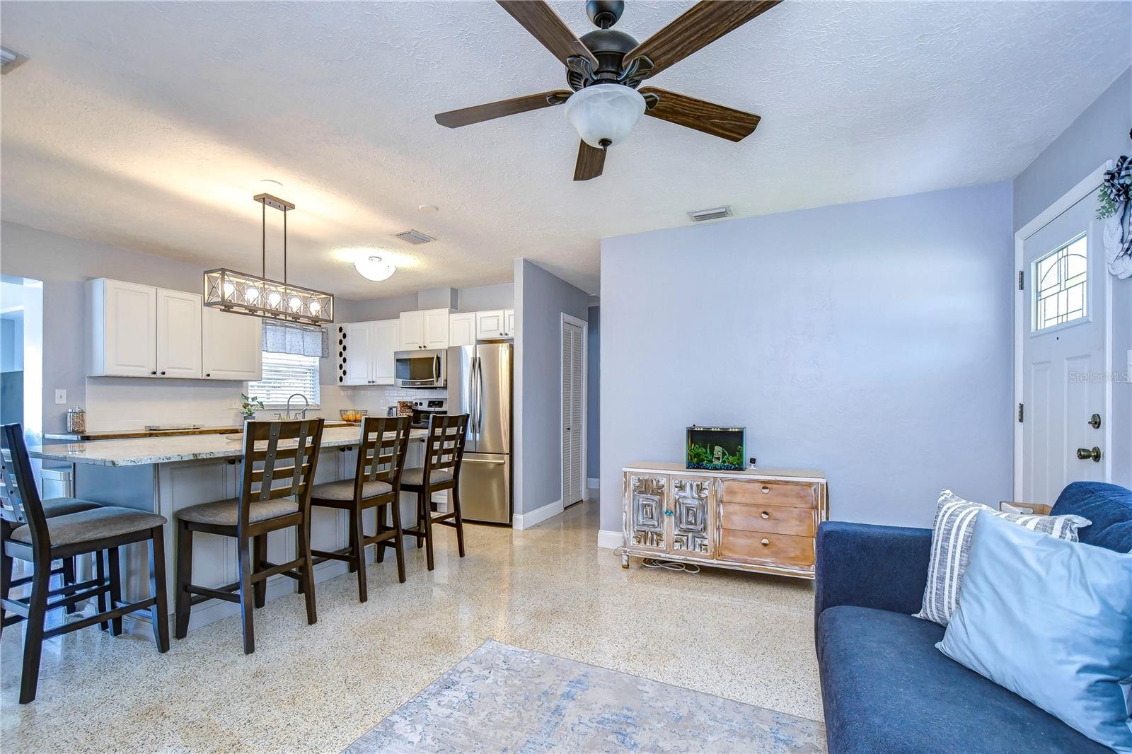 Image 8 of 48 For 5635 24th Avenue N