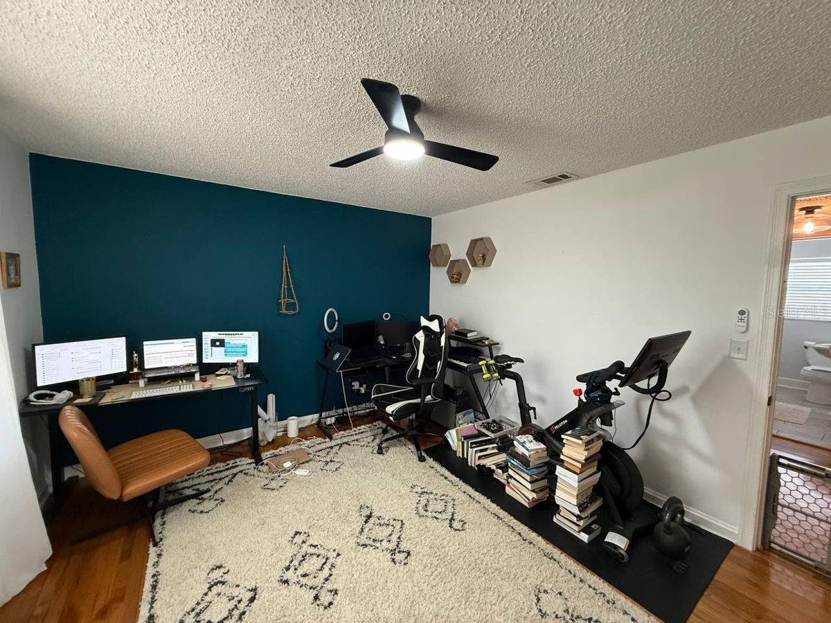 Image 20 of 62 For 3819 Miruelo Circle S