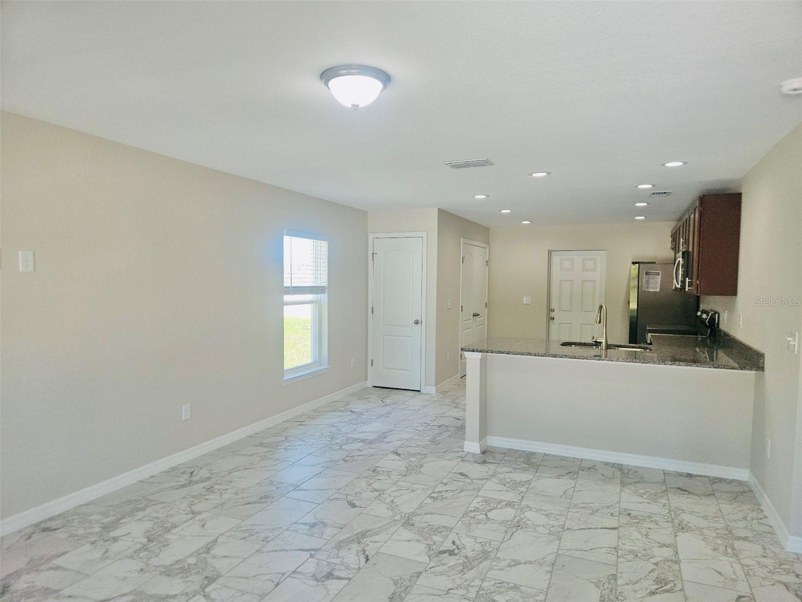 Image 6 of 22 For 328 Mountain Drive