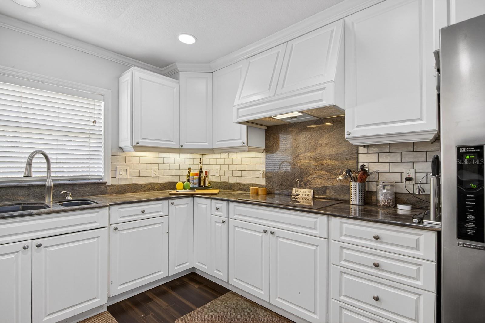 Image 16 of 80 For 608 Vanderbaker Road