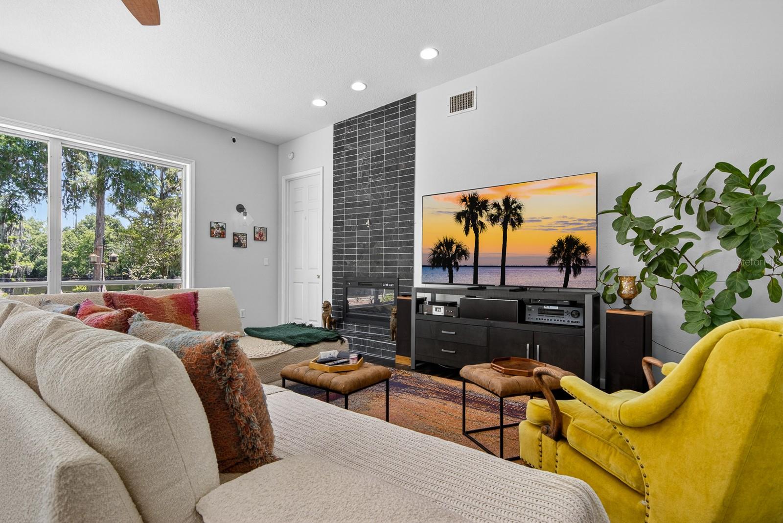 Image 28 of 80 For 608 Vanderbaker Road