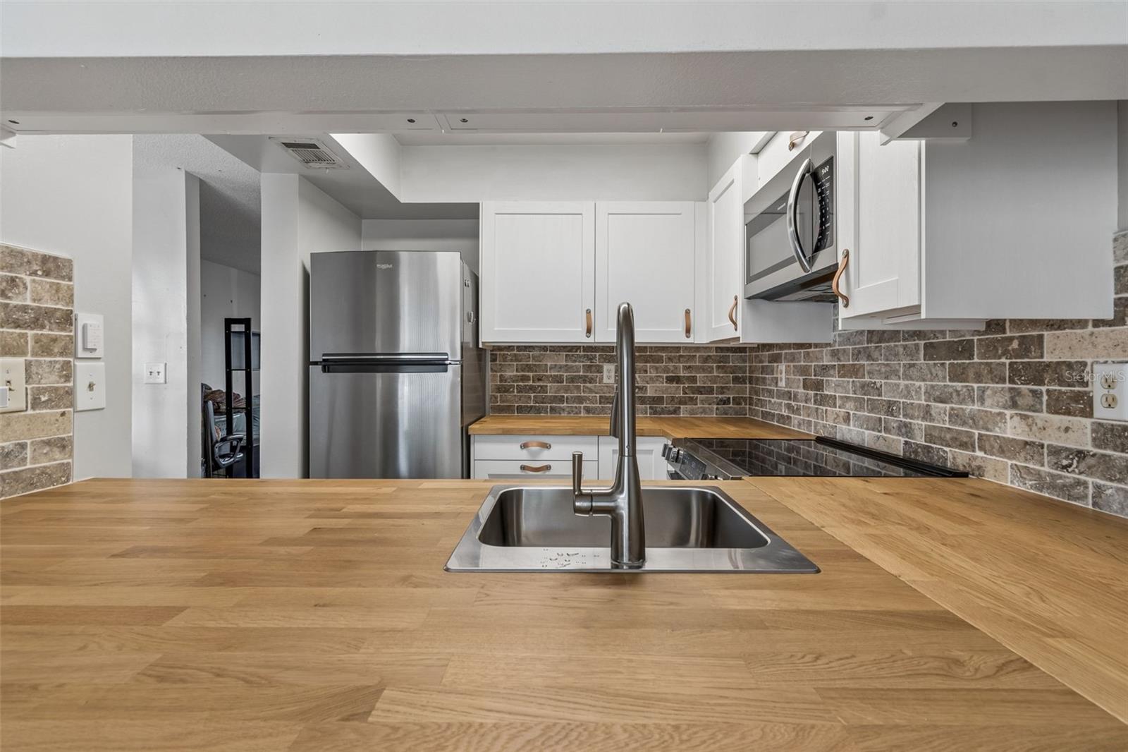 Image 16 of 58 For 5156 Sunridge Palms Drive