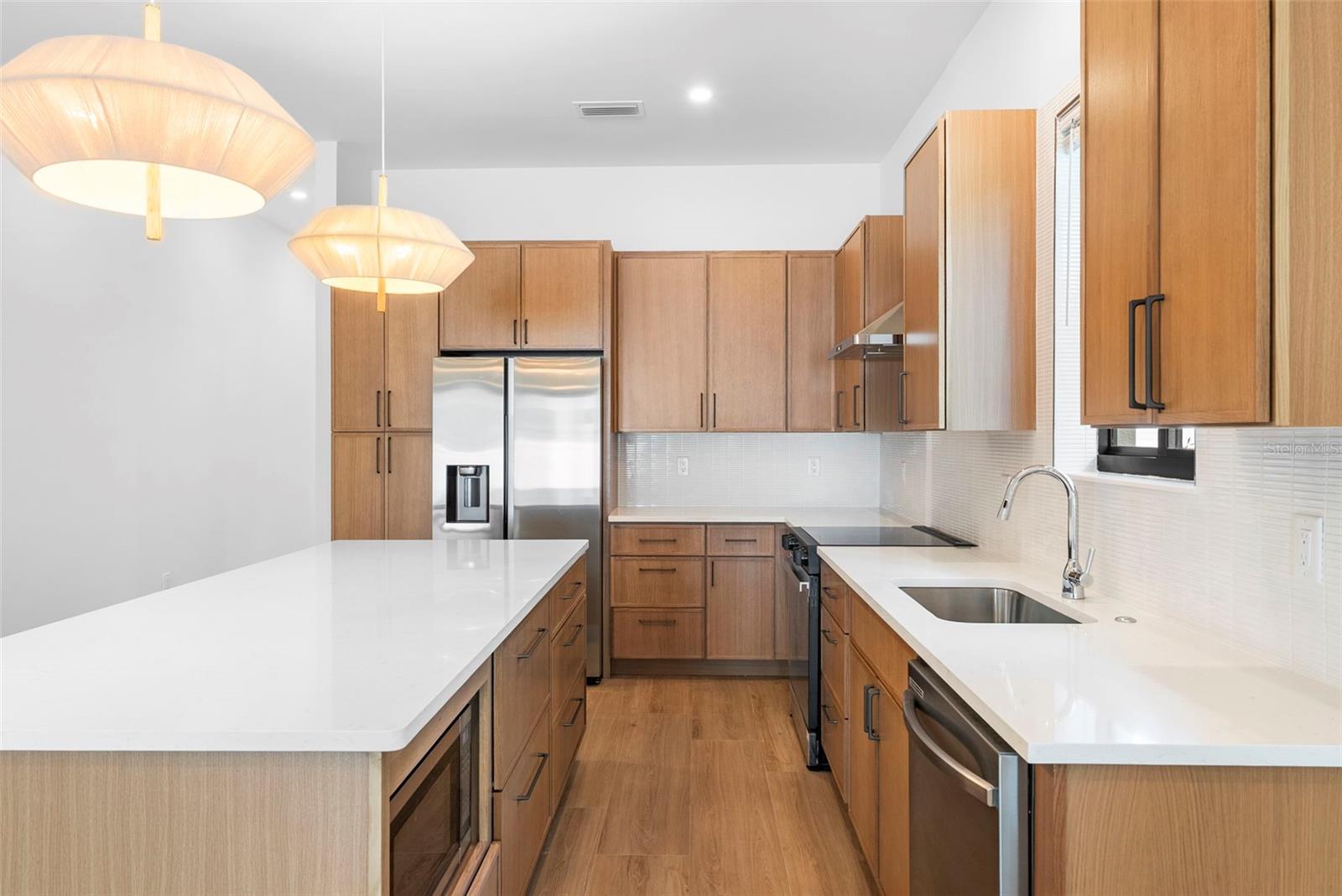 Image 10 of 50 For 1710 Comanche Avenue