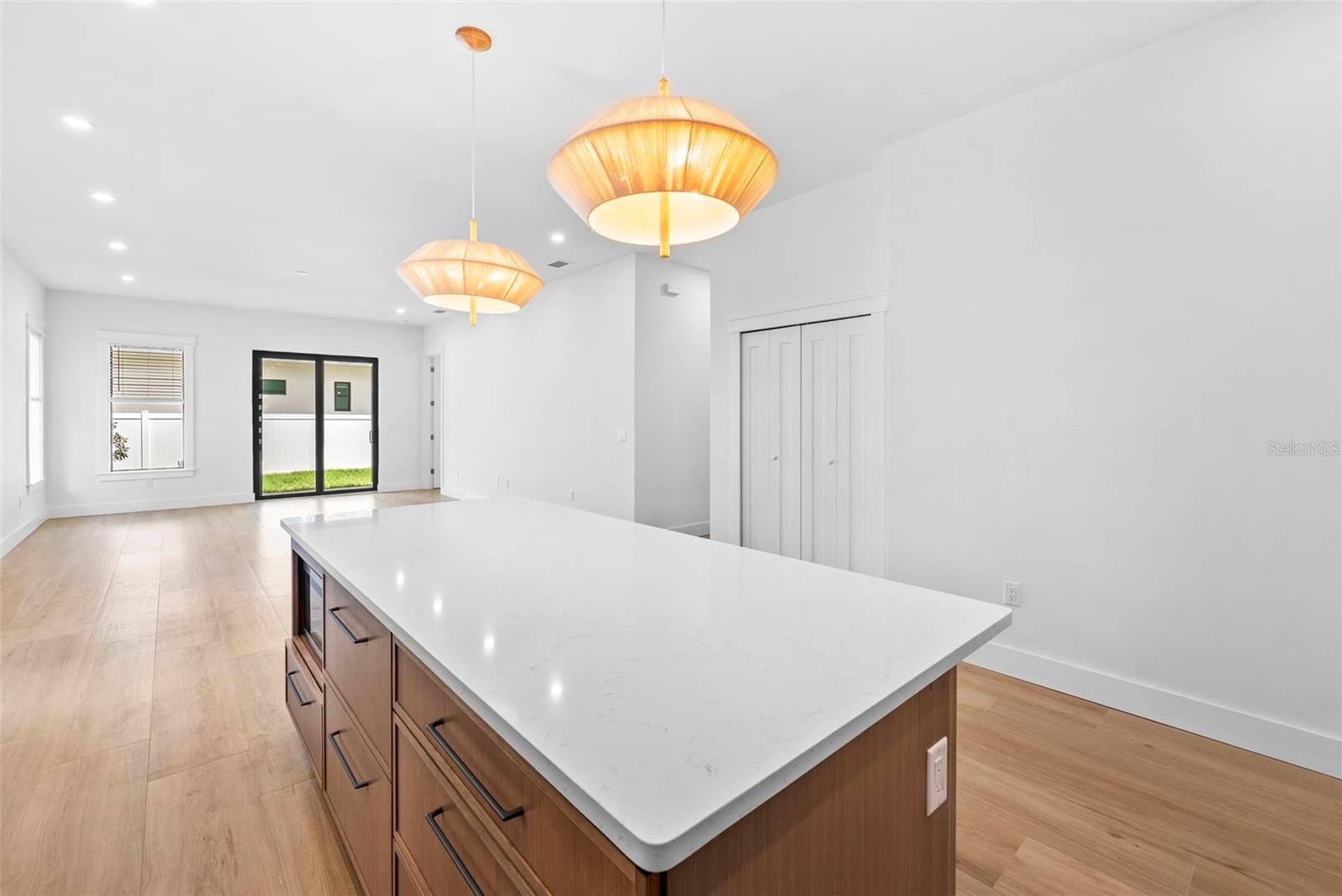 Image 12 of 50 For 1710 Comanche Avenue