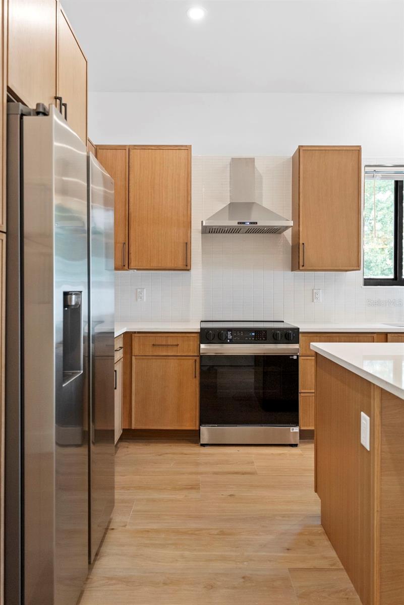 Image 13 of 50 For 1710 Comanche Avenue