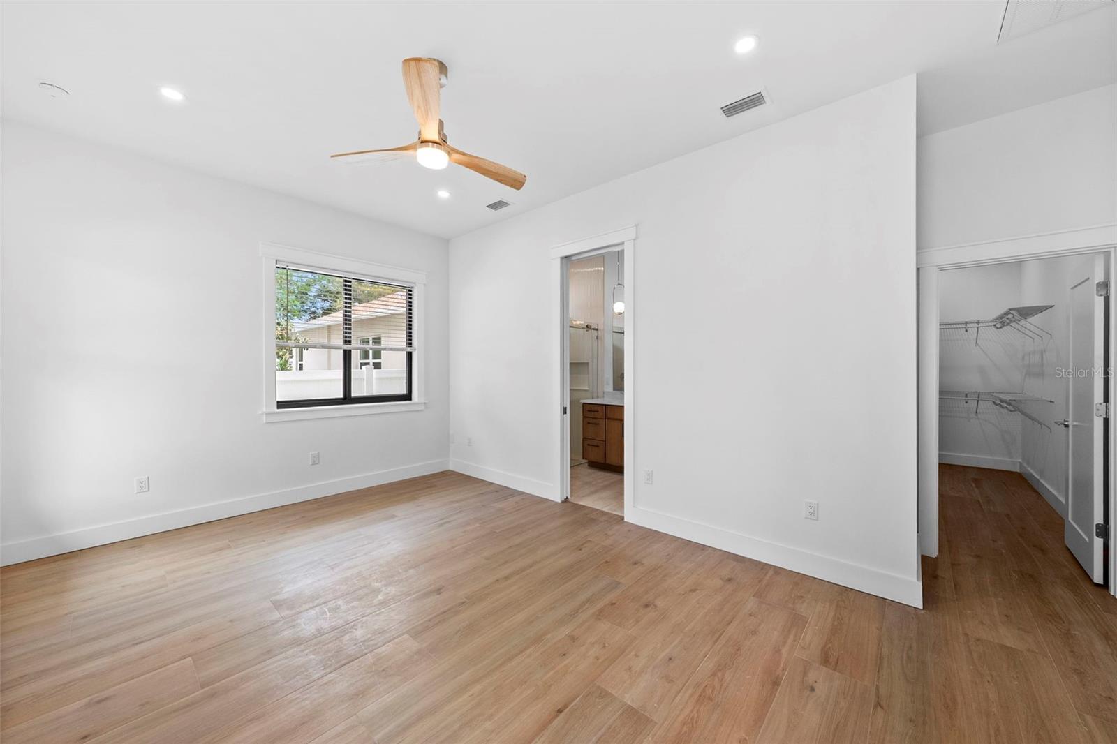 Image 24 of 50 For 1710 Comanche Avenue