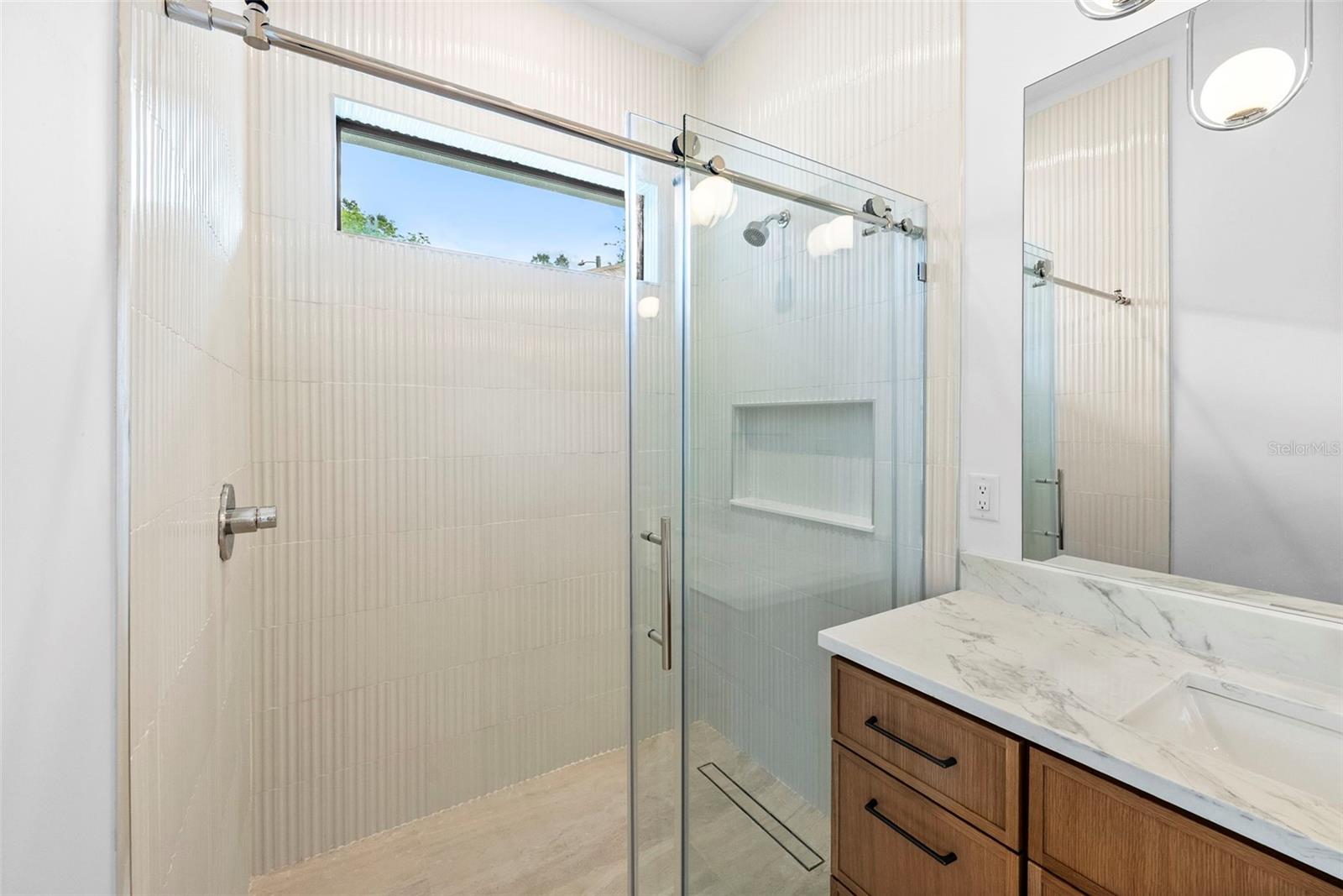 Image 28 of 50 For 1710 Comanche Avenue