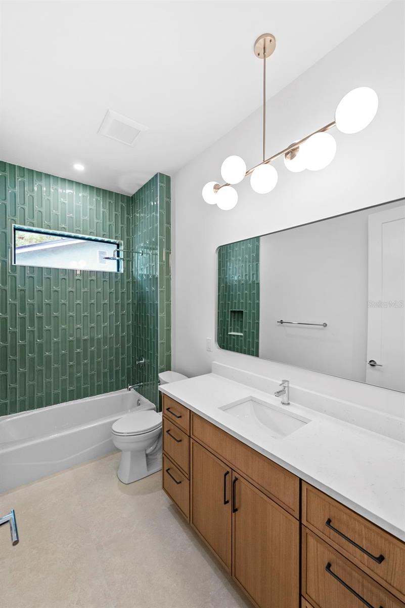 Image 34 of 50 For 1710 Comanche Avenue