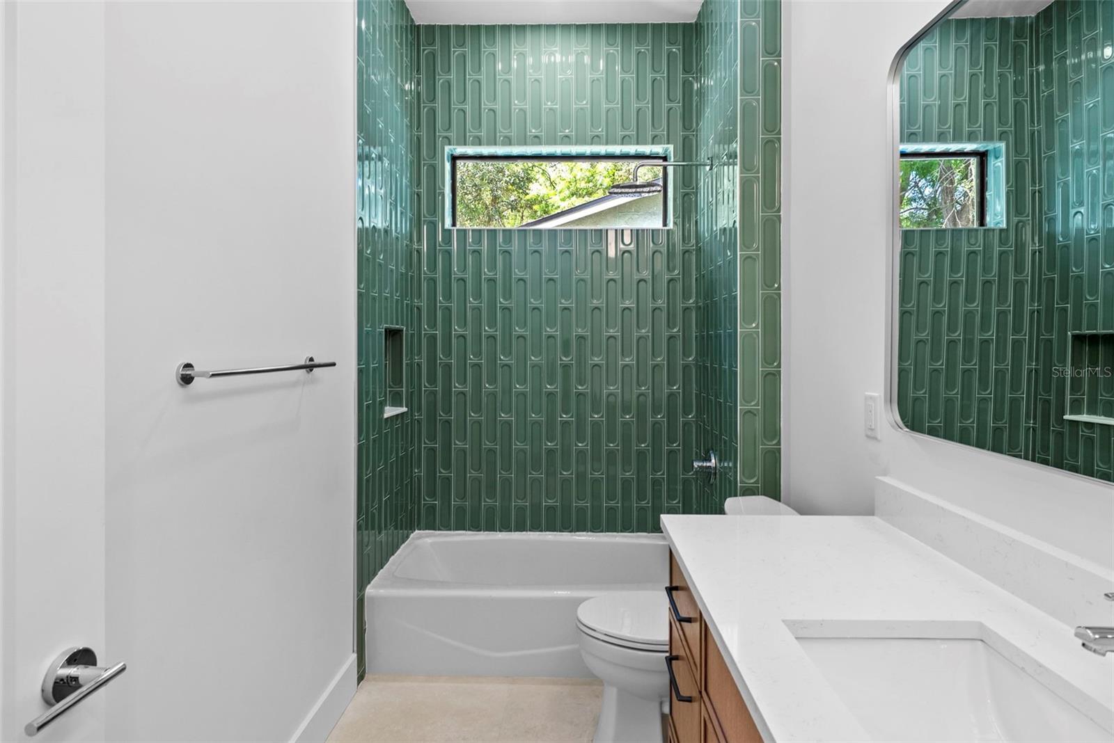 Image 35 of 50 For 1710 Comanche Avenue