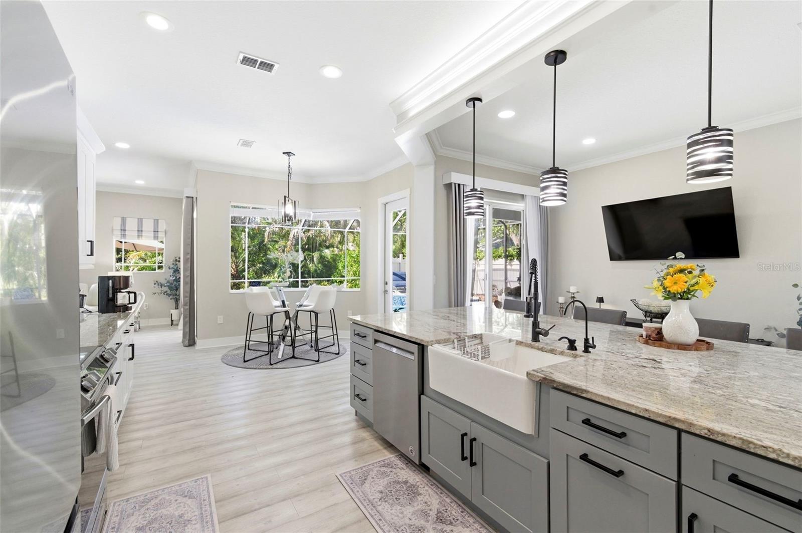 Image 19 of 67 For 8530 Orsi Court