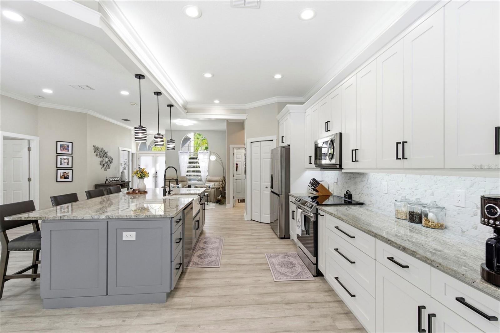 Image 22 of 67 For 8530 Orsi Court