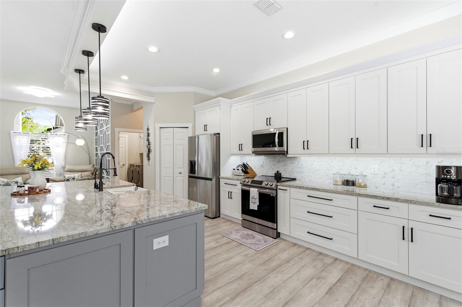 Image 23 of 67 For 8530 Orsi Court