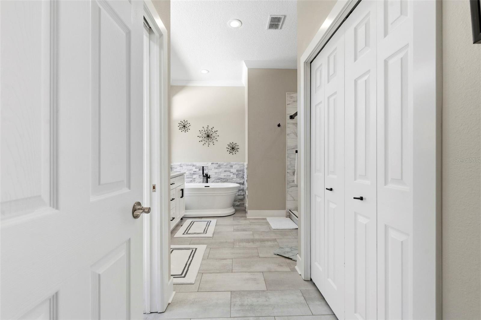 Image 27 of 67 For 8530 Orsi Court