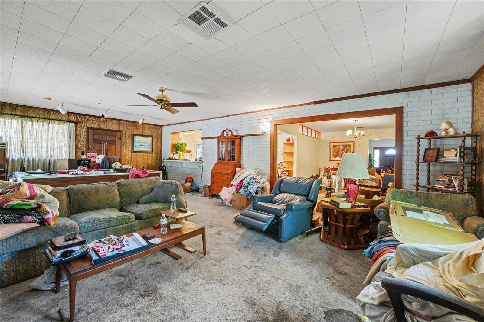 Image 4 of 20 For 6730 Estate Road