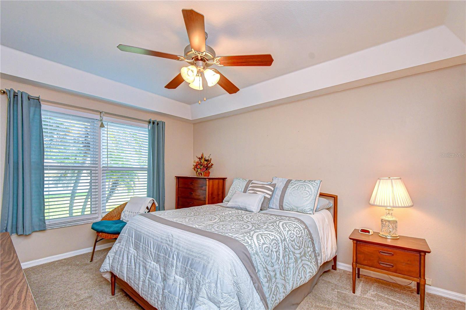 Image 12 of 33 For 707 Orchard Isle Court