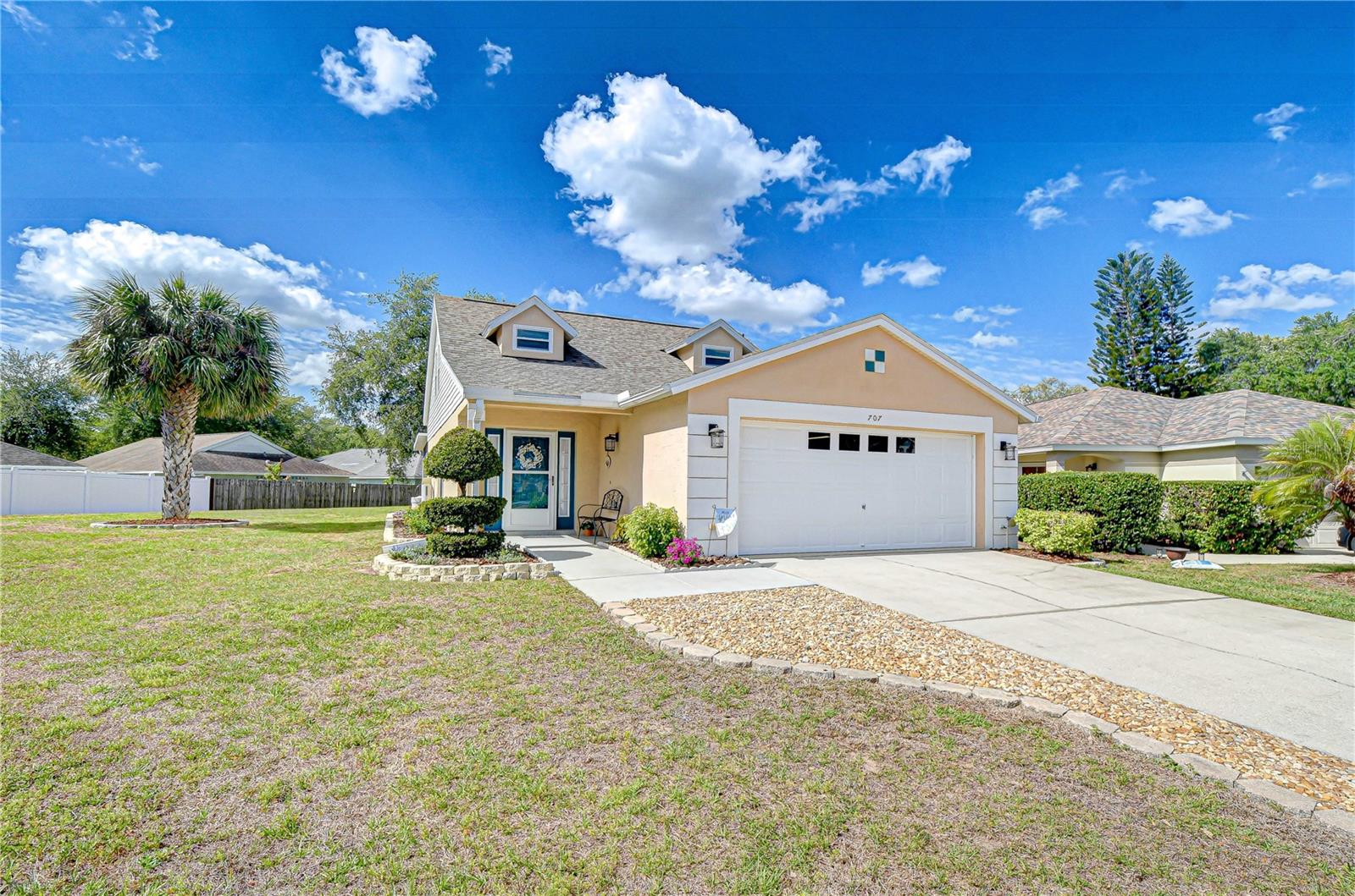 Image 24 of 33 For 707 Orchard Isle Court