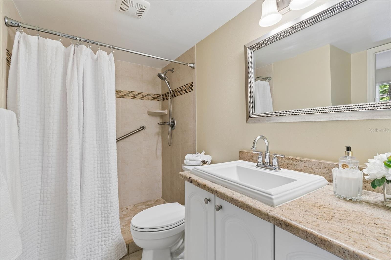 Image 13 of 38 For 10340 Carrollwood Lane 163