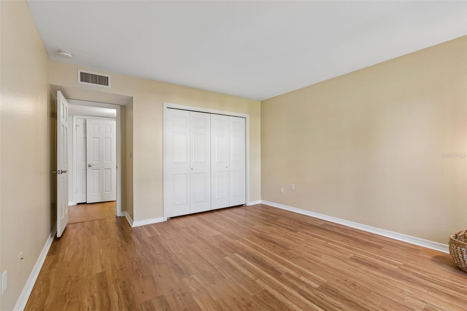 Image 25 of 38 For 10340 Carrollwood Lane 163