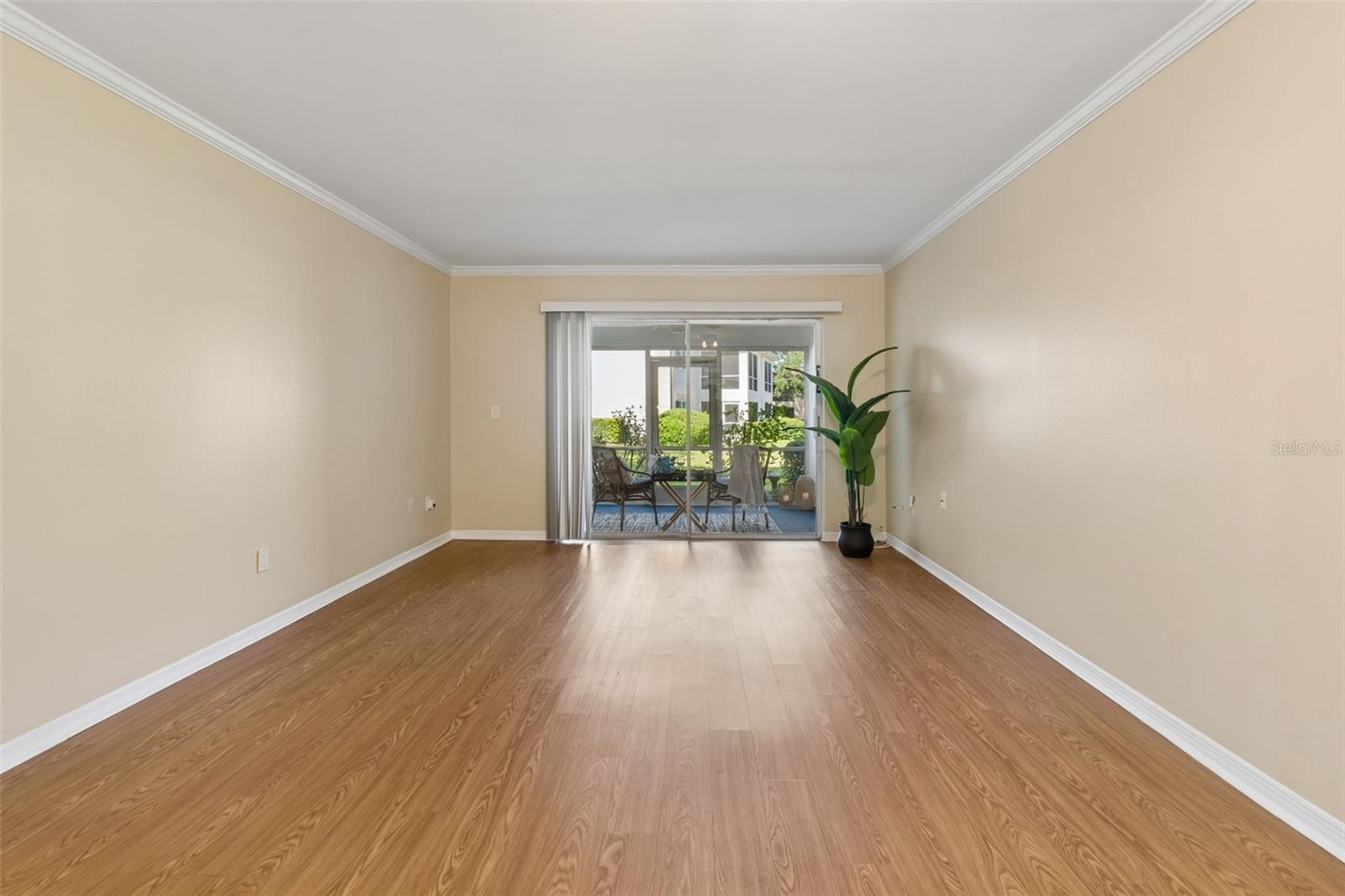 Image 27 of 38 For 10340 Carrollwood Lane 163