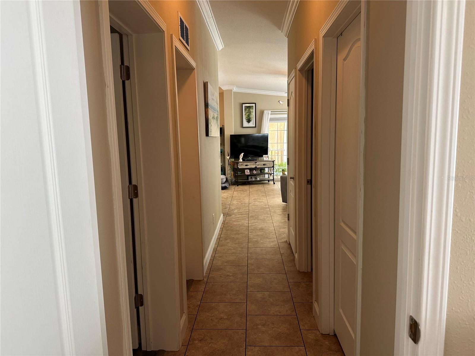 Image 18 of 43 For 462 Dew Plant Point