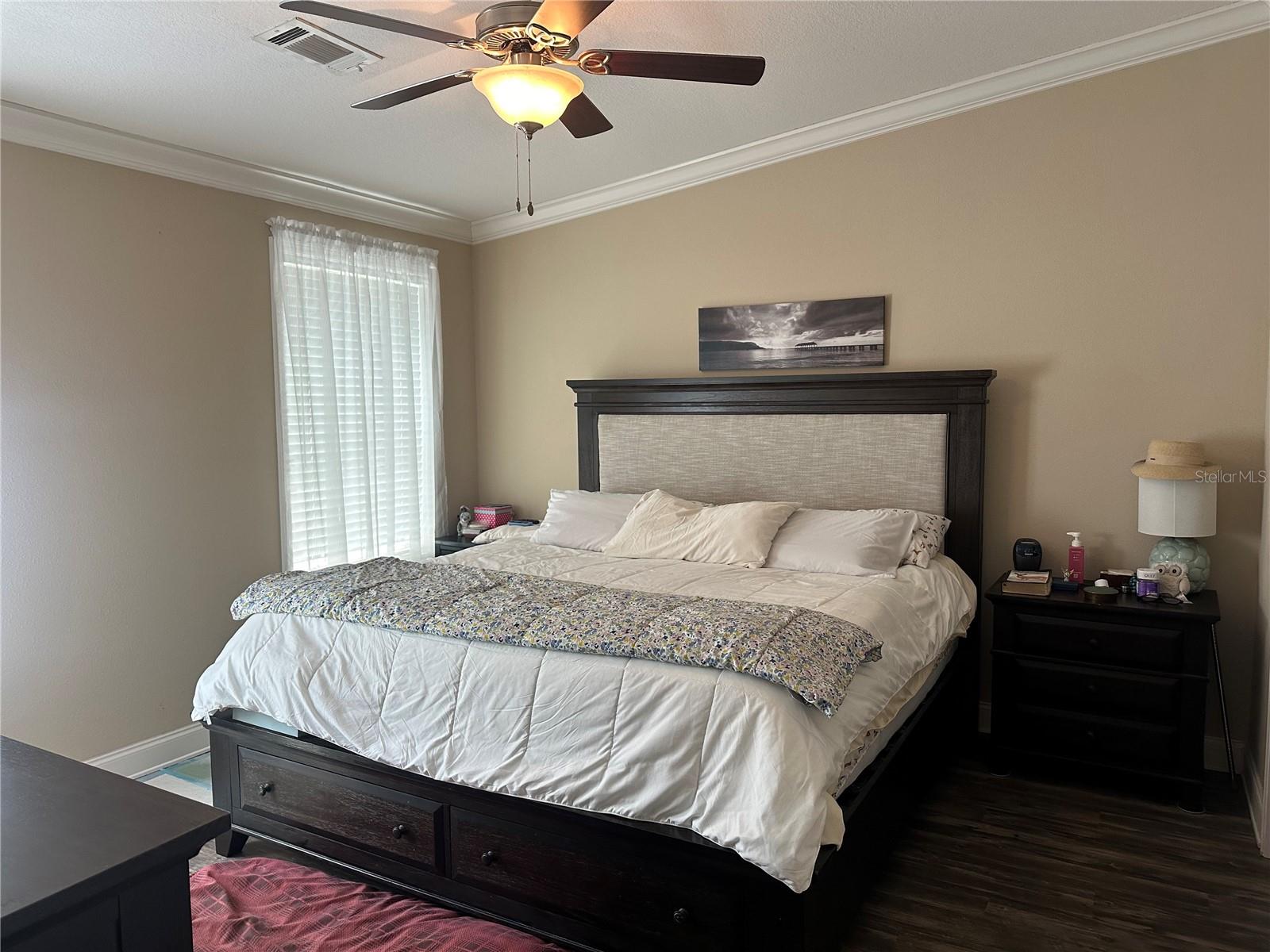 Image 20 of 43 For 462 Dew Plant Point