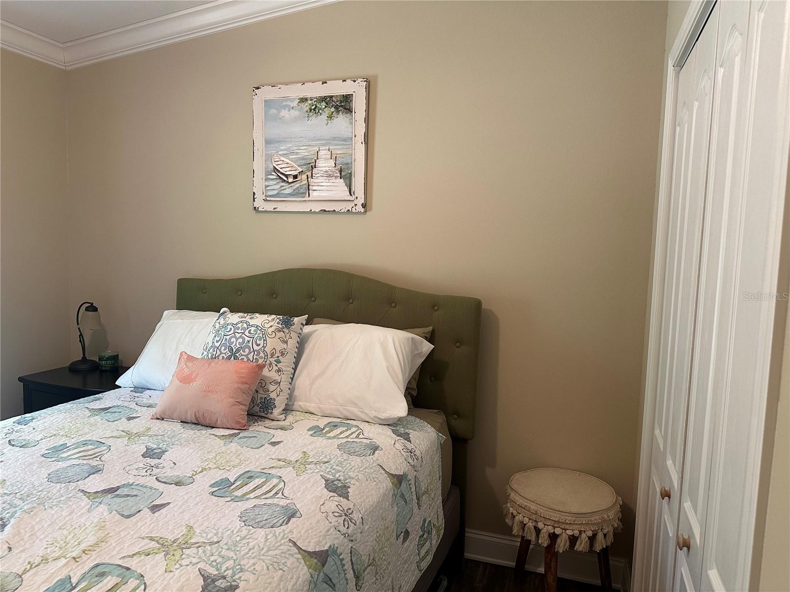 Image 25 of 43 For 462 Dew Plant Point