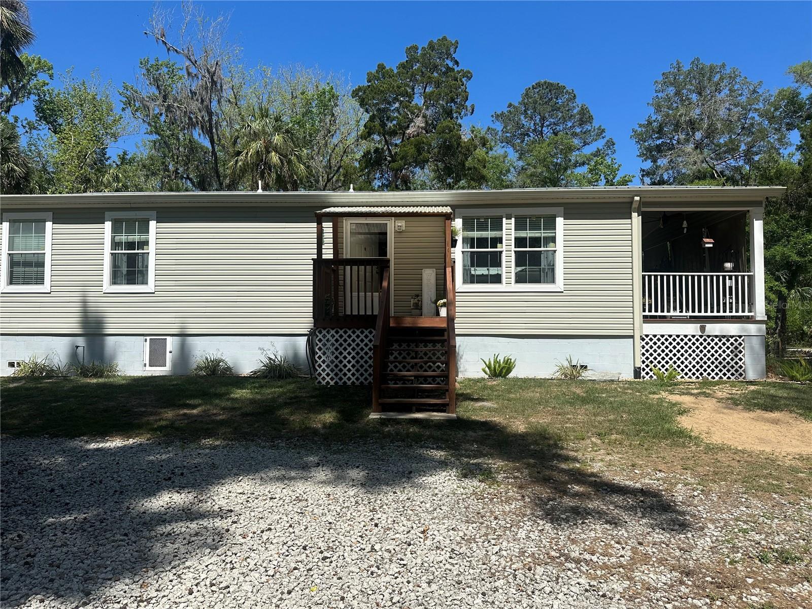 Image 3 of 43 For 462 Dew Plant Point