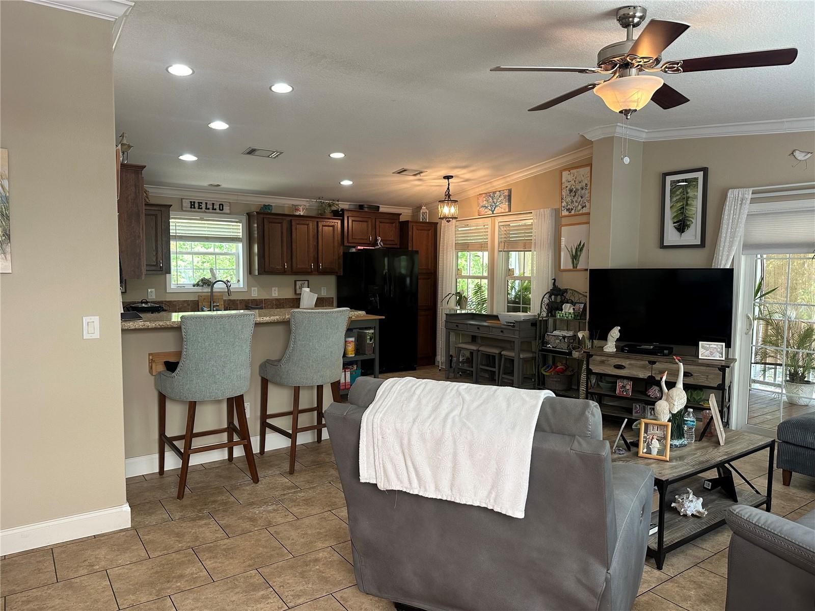 Image 6 of 43 For 462 Dew Plant Point