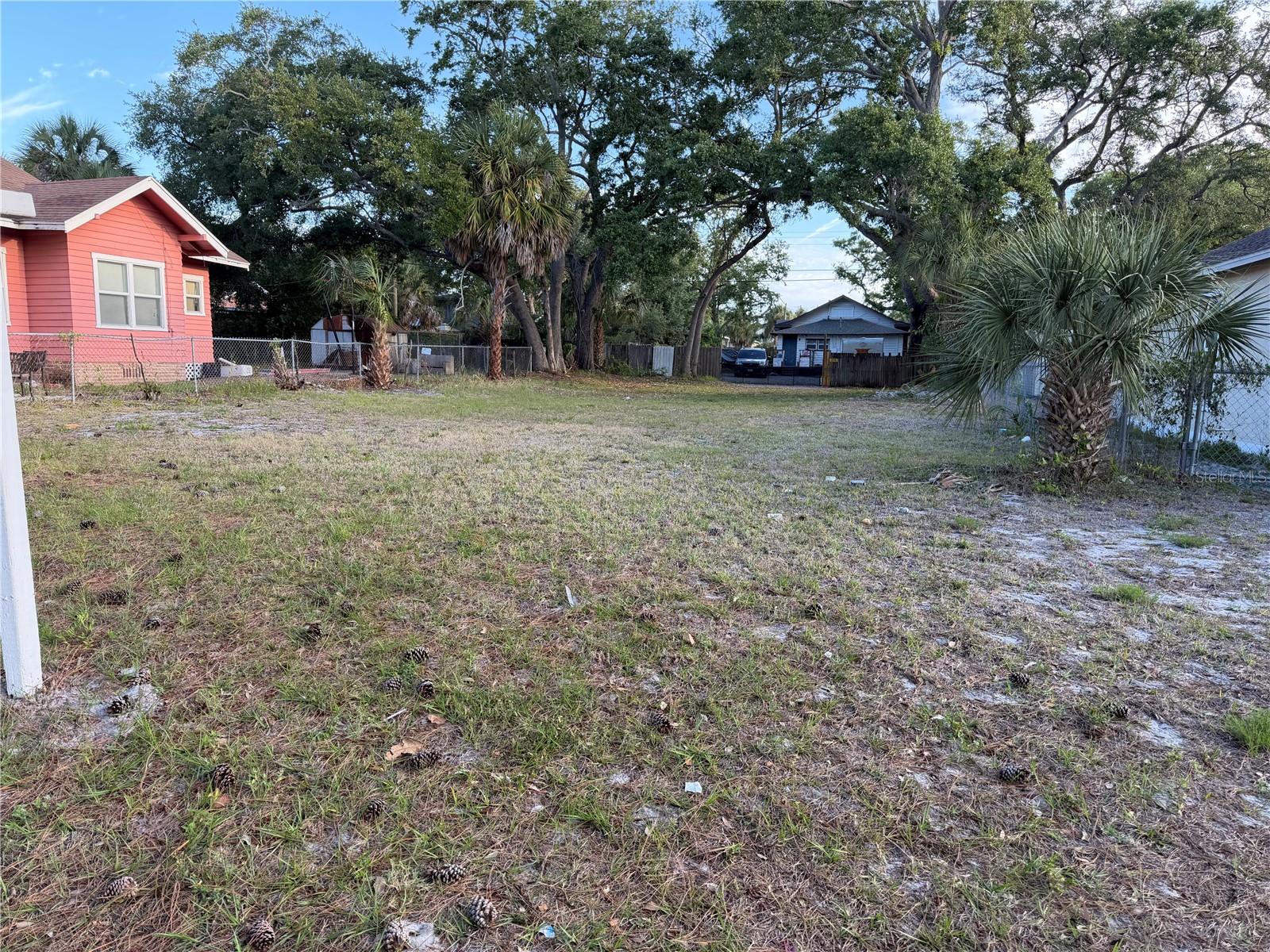 Image 4 of 5 For 935 20 Avenue S