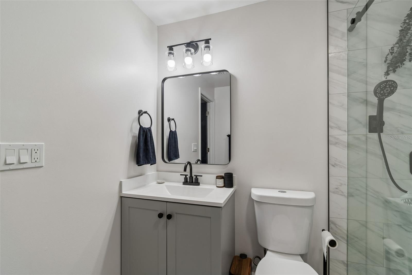 Image 32 of 63 For 10917 72nd Avenue