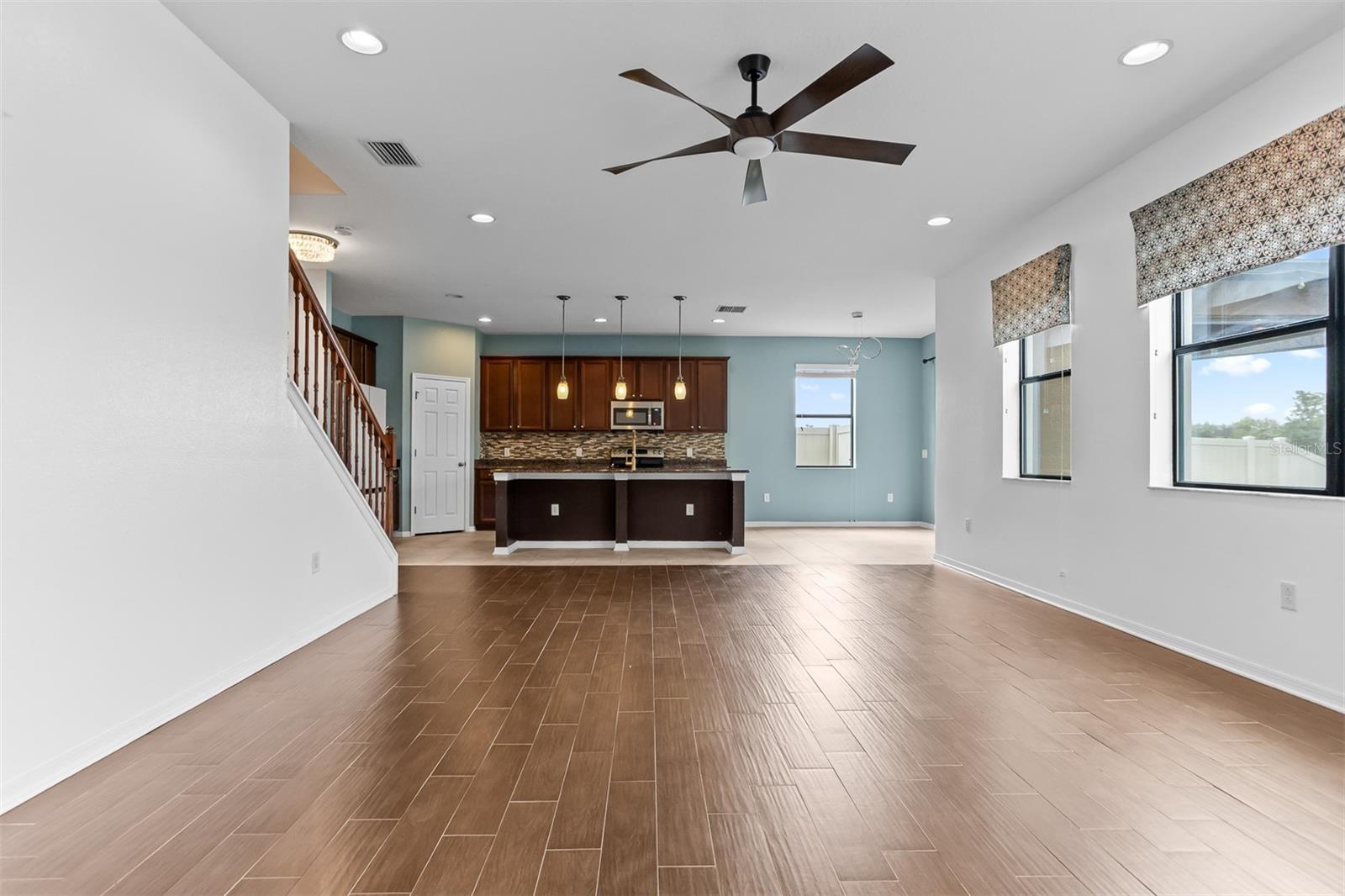 Image 13 of 61 For 11511 Palmetto Pine Street