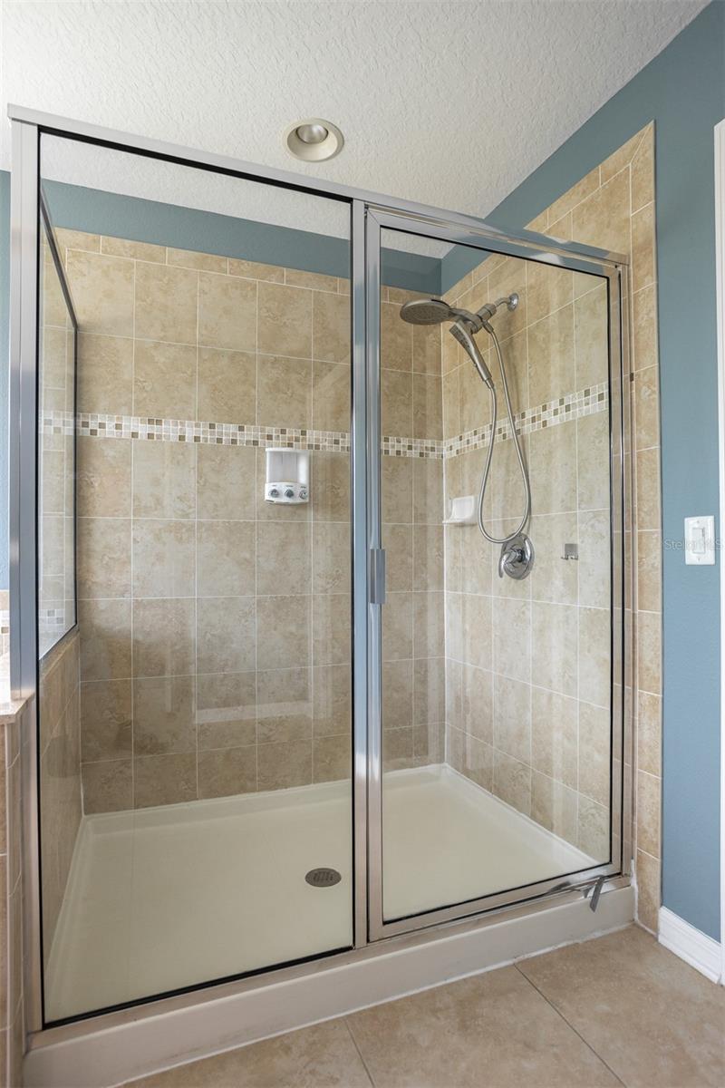 Image 25 of 61 For 11511 Palmetto Pine Street