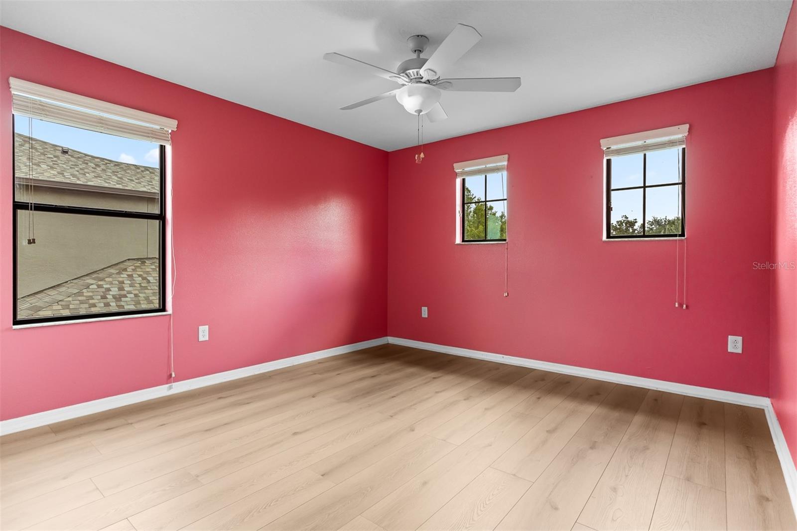 Image 28 of 61 For 11511 Palmetto Pine Street